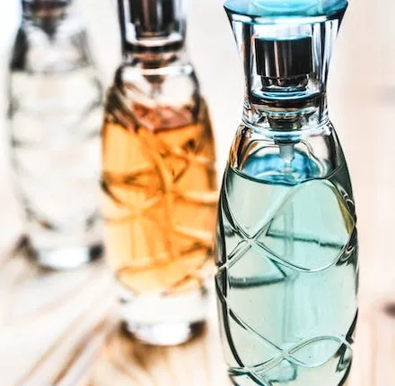 Como diferenciar perfume e colônia?