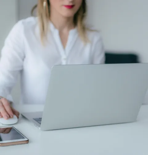 pexels-mareklevak-2265488